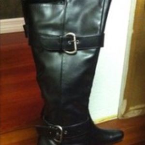 Black boots✂✂✂$45